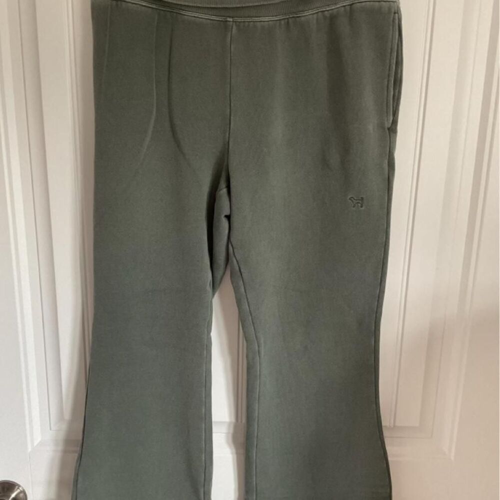 Victoria-s-secret Women's Green and Khaki Trousers